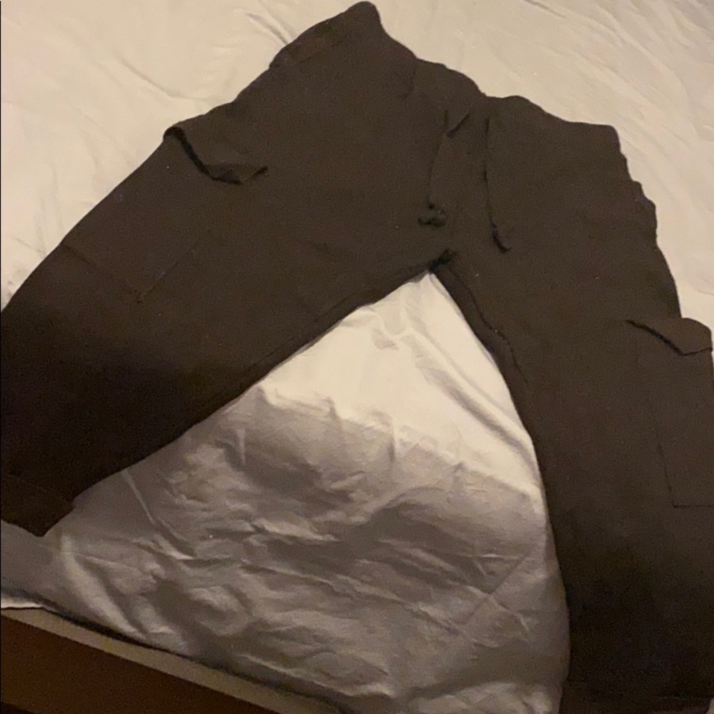 Knit wear pants